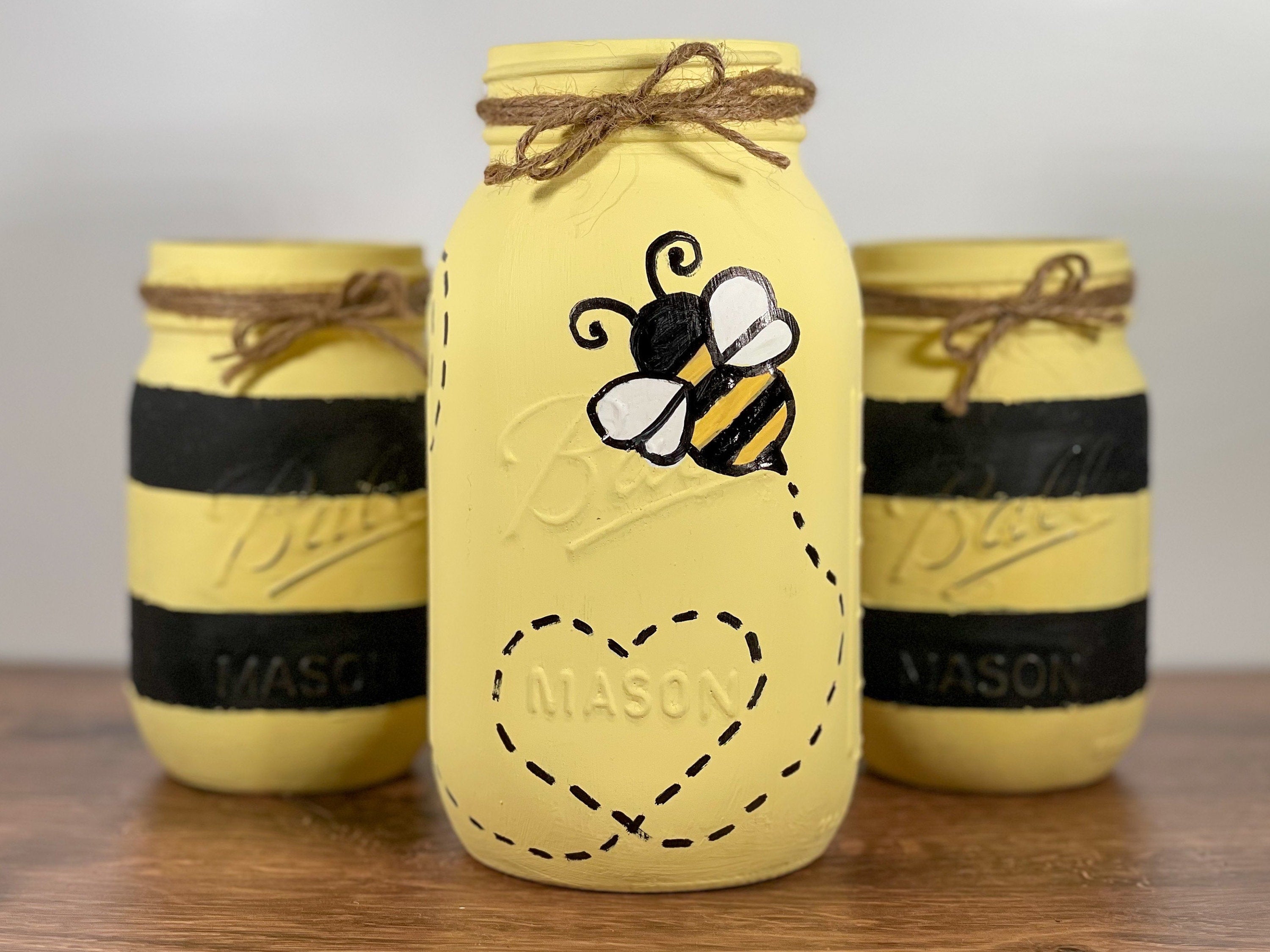 Bee Mason Jars