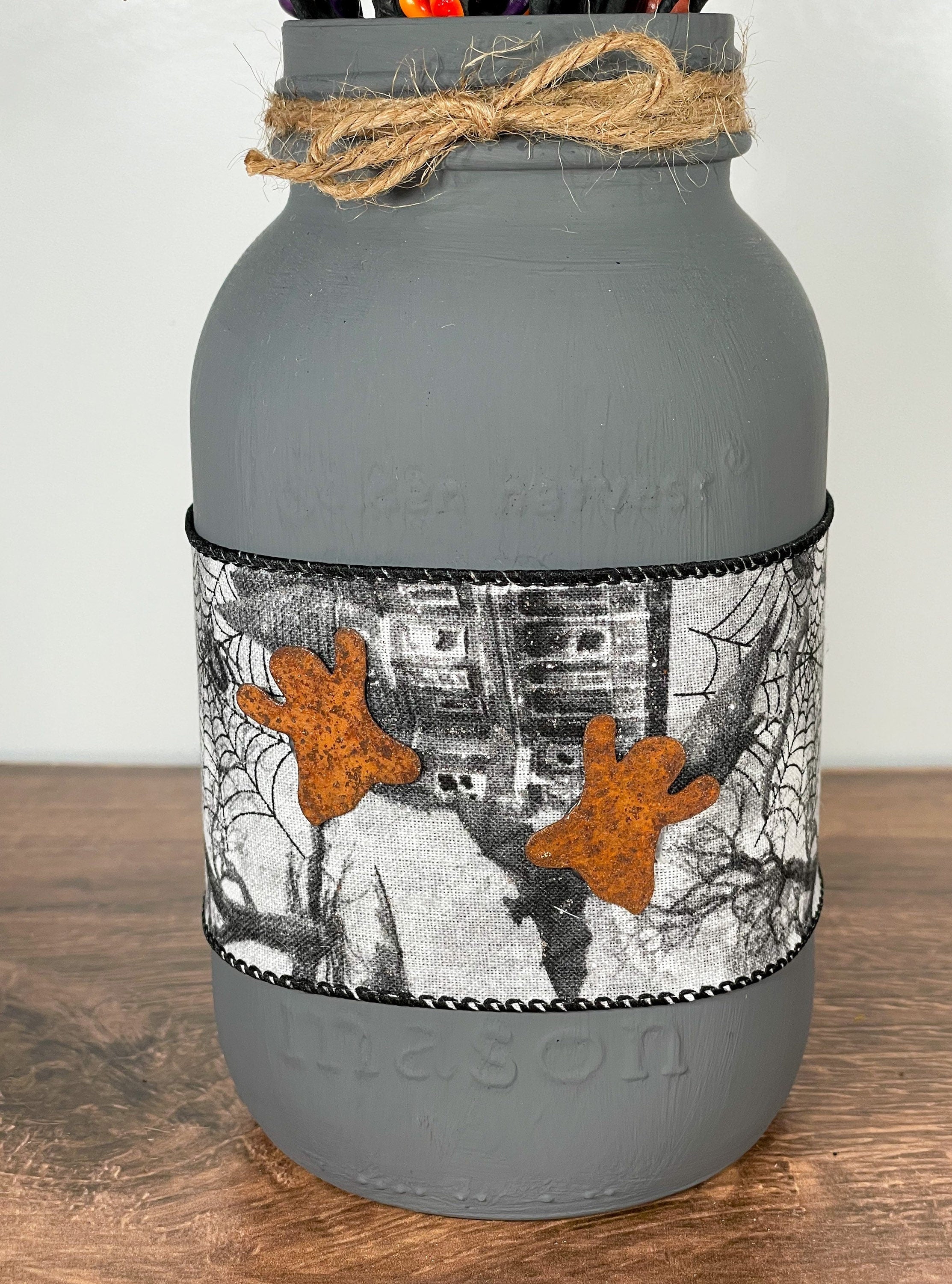 Halloween Mason Jar / Mason Jar Centerpiece / Halloween Decor / Painted Mason Jar