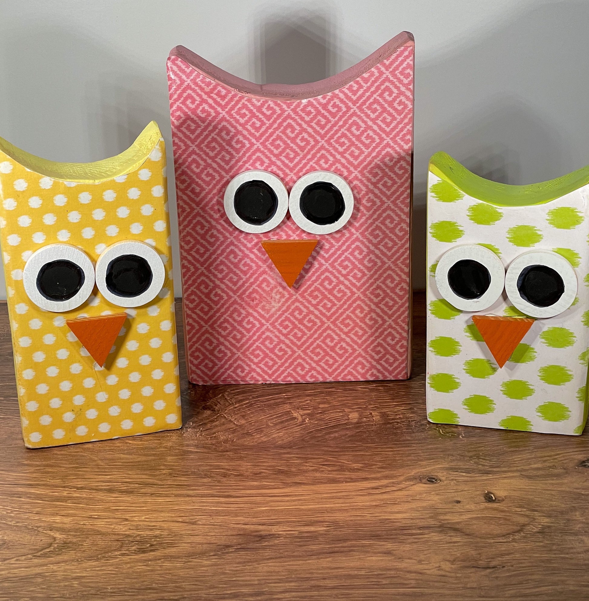 Owl Wood Blocks / Owl Decor / Owl Baby Shower Gift / Baby Nursery Decor