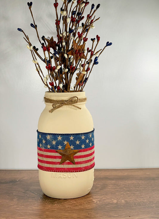 American Flag Mason Jar / 4th of July Centerpiece / Mason Jar Centerpiece / Painted Mason Jars