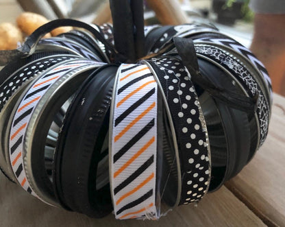 Halloween Mason Jar Ring Pumpkins