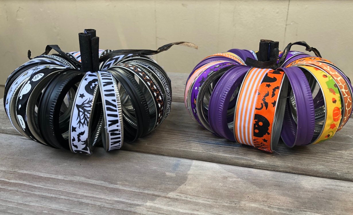 Halloween Mason Jar Ring Pumpkins