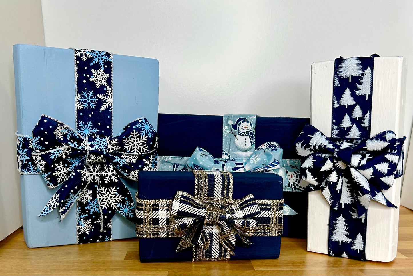 Blue Christmas Gift Wood Blocks